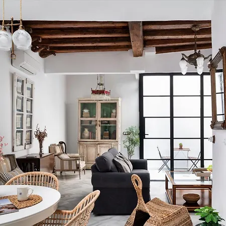 Magno Virgenes Luxury House